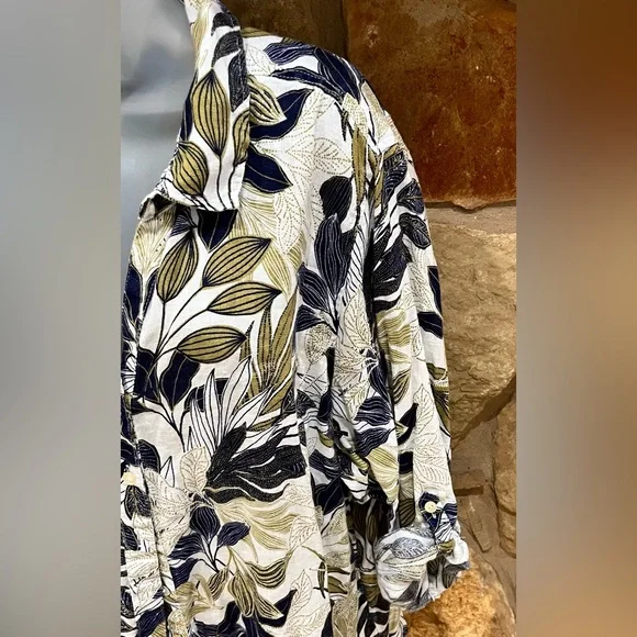 Tahari Airy Linen Shirt Women 2X Lagenlook Coastal Resort Cruise Botanical - Picture 13 of 16